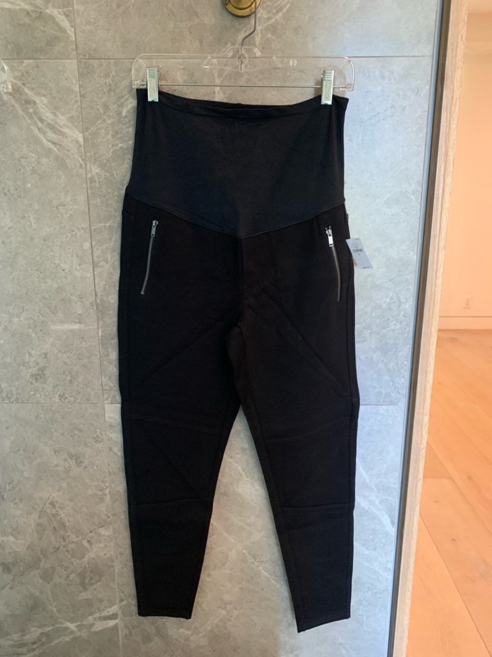 NWT - GAP Maternity Full Panel Moto Zip Ponte Stretch Leggings - Black - Medium